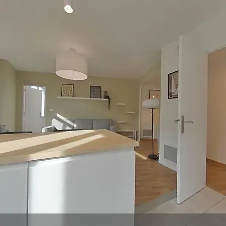 3 Bedrooms-very Bright And Spacious Appt- Wifi Apartment Toulon