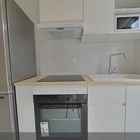 Apartment 3 Bedrooms-very Bright And Spacious Appt- Wifi Toulon